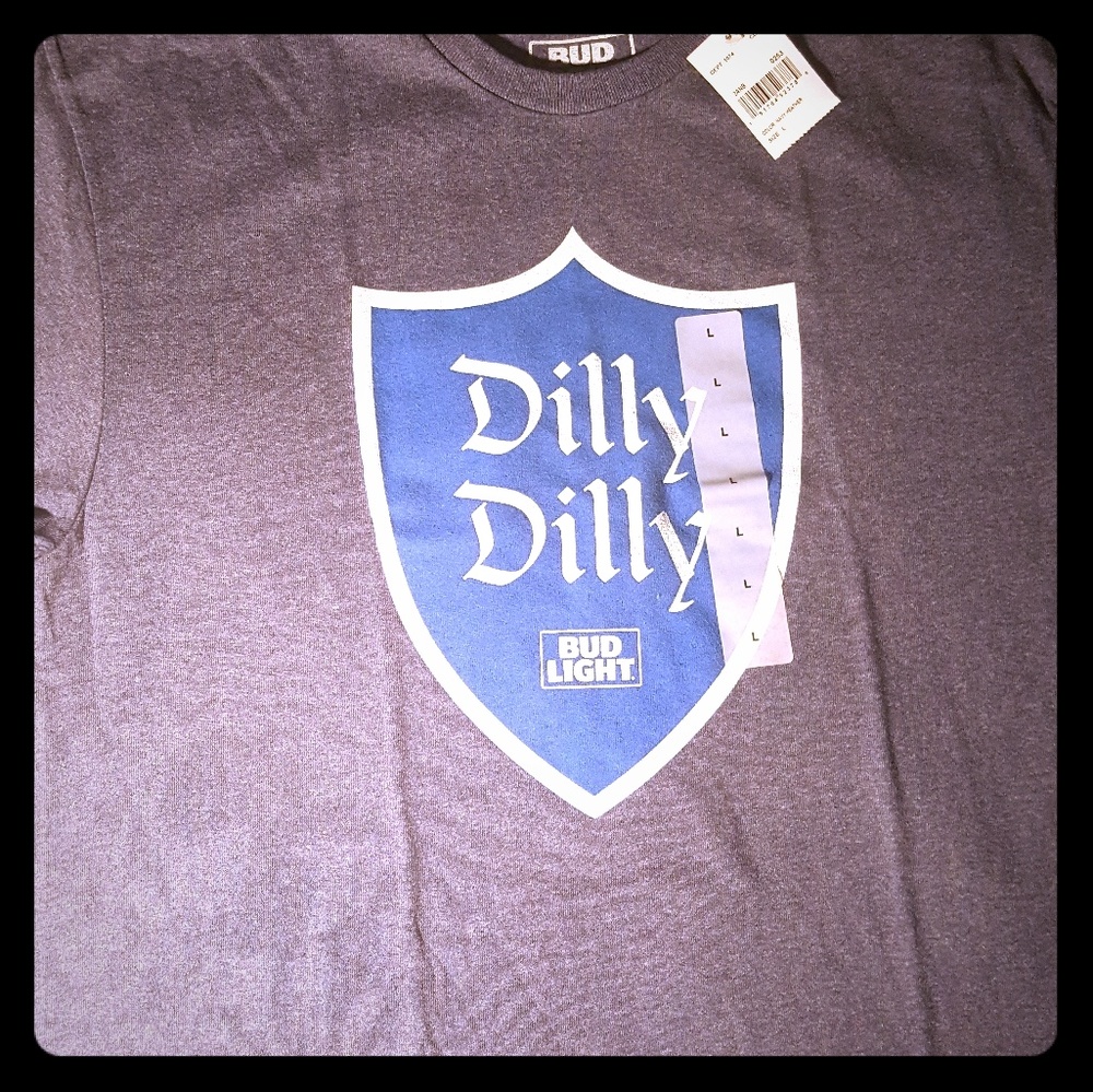 Bud light "Dilly Dilly" T-shirt
